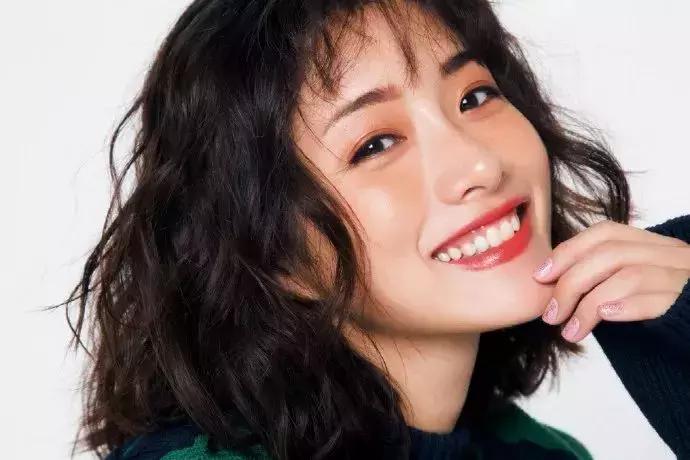 新垣和石原里美哪个好看,石原里美短发穿搭