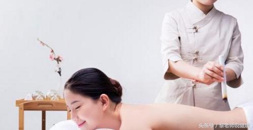 艾灸拔罐拔出水泡是怎么回事,拔罐艾灸可以祛痰湿吗