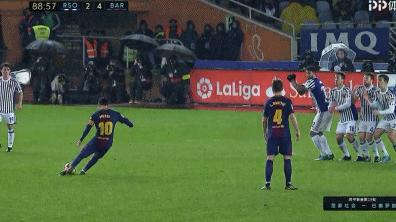 梅西任意球vsc罗任意球,梅西生涯第60次任意球破门