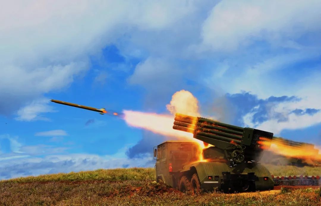 女兵选什么兵种容易当特种兵,女兵为何不能当炮兵