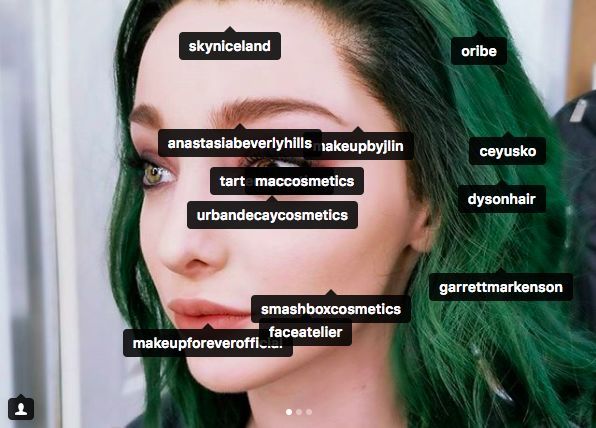 爆红网络靠一头绿发？让80万人沦陷的绝世美颜，竟是靠化妆台上的