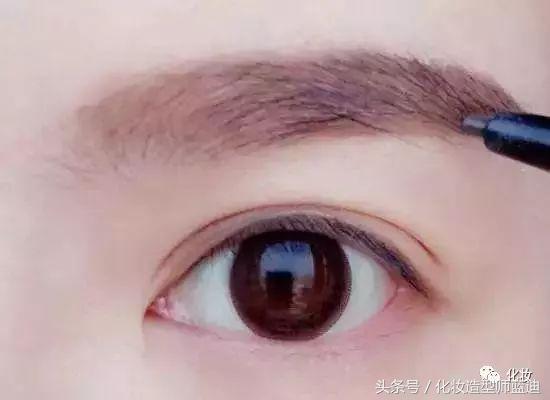 新手淡妆化妆教程防水持久眼线笔,内双单眼皮新手化妆入门教程淡妆