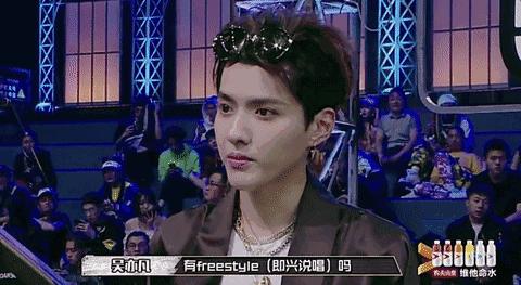 wuli凡哥给出的镜框style让你在这个初春造型满分！