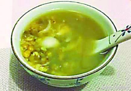 宝宝有些上火吃什么比较好,夏季宝宝易上火宝妈牢记这几招