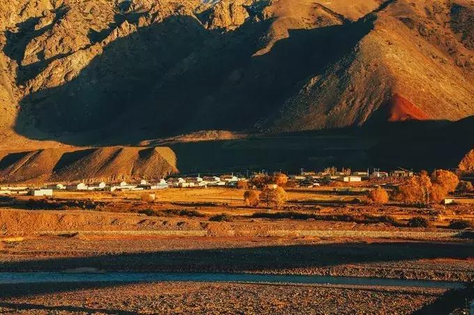 我们来自五湖四海原唱,我们来自于五湖四海全文