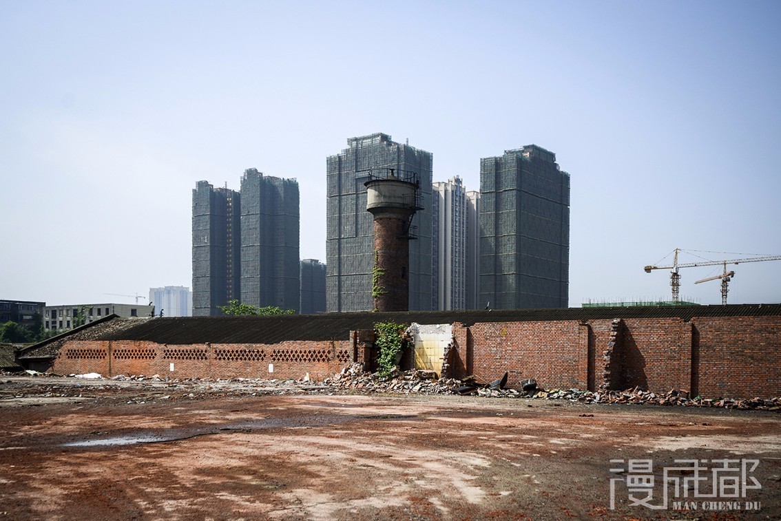 它们承载好多成都人的记忆,让我们一起来保护这些老工业建筑吧!