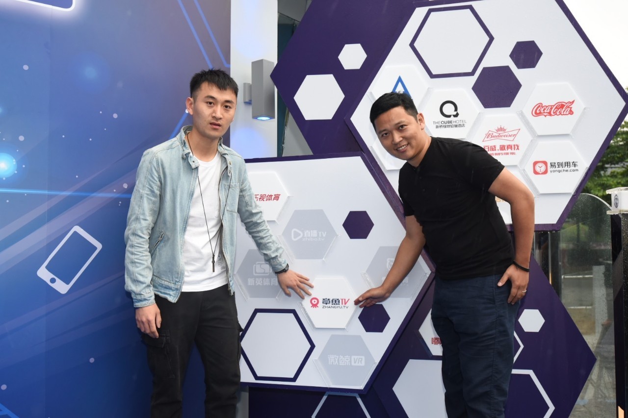 足球是生活的一部分,足球就是生活的缩影