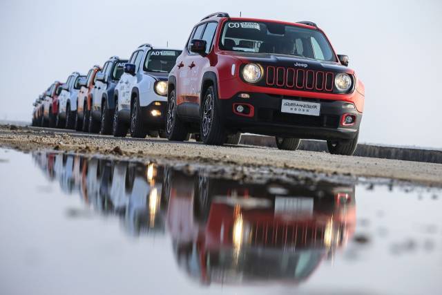 jeep新款自由侠发布,新款jeep自由侠新官图