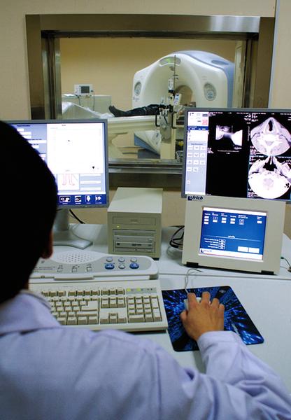 “老二康”焕发新容颜榆林一院医者仁心获“点赞”