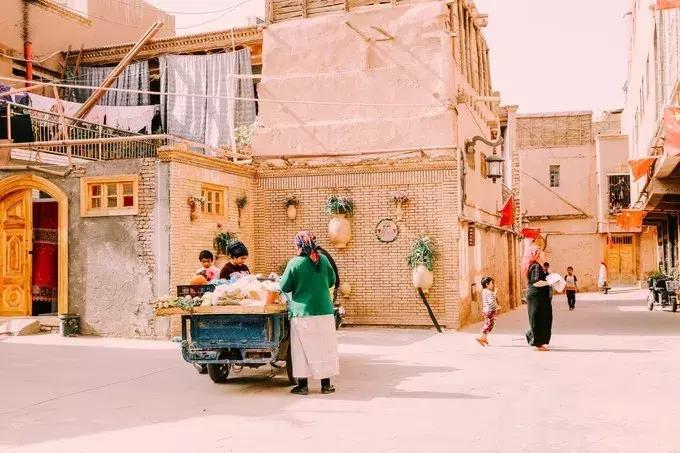 我们来自五湖四海原唱,我们来自于五湖四海全文