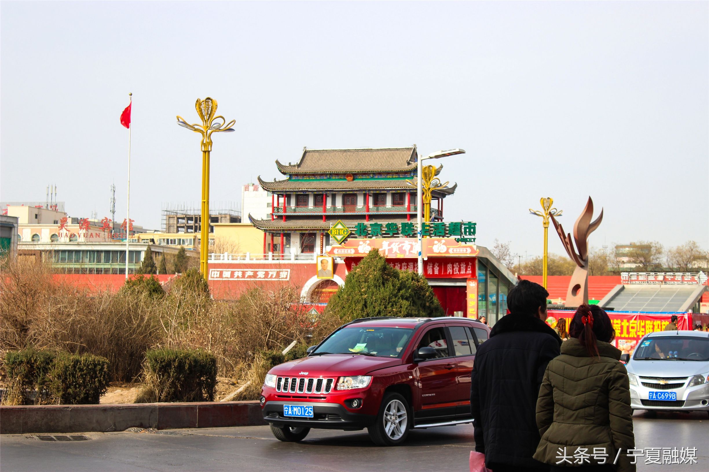 银川南门广场车辆运营乱象,银川南门怪合味