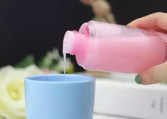 23年烂大街的十款鞋,2021年最烂大街的三款手机