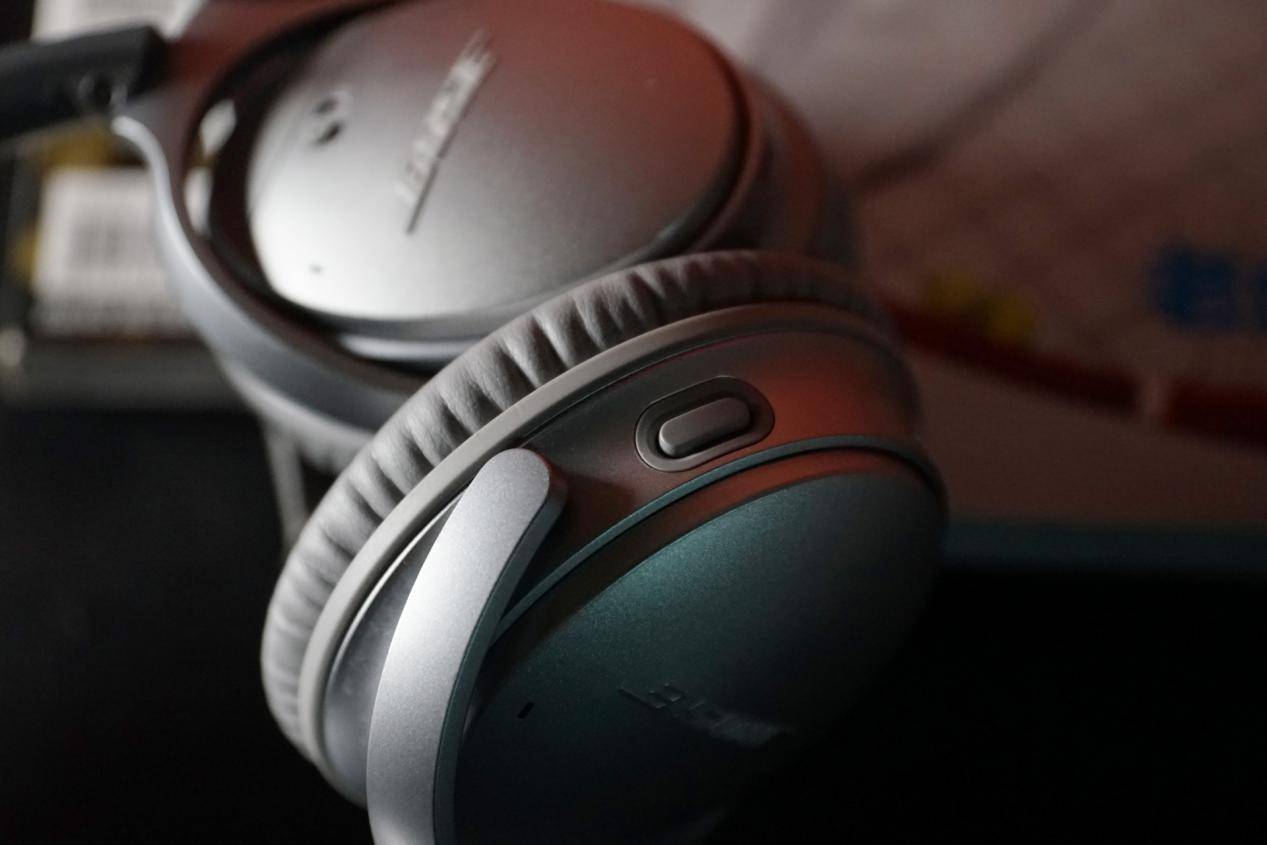 出差为什么一定要带个行李箱,boseqc35ii降噪耳机测评