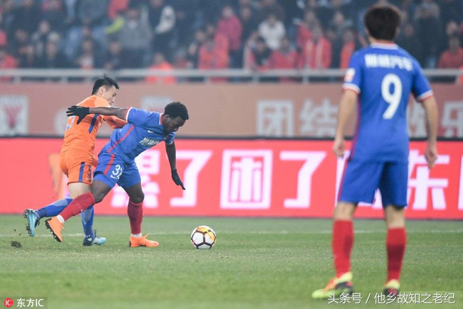 鲁能李霄鹏防守体系,鲁能攻防转换