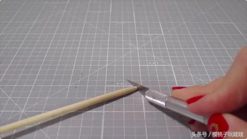 自制60厘米芭比娃娃的床头柜,给芭比娃娃做床又简单又好看