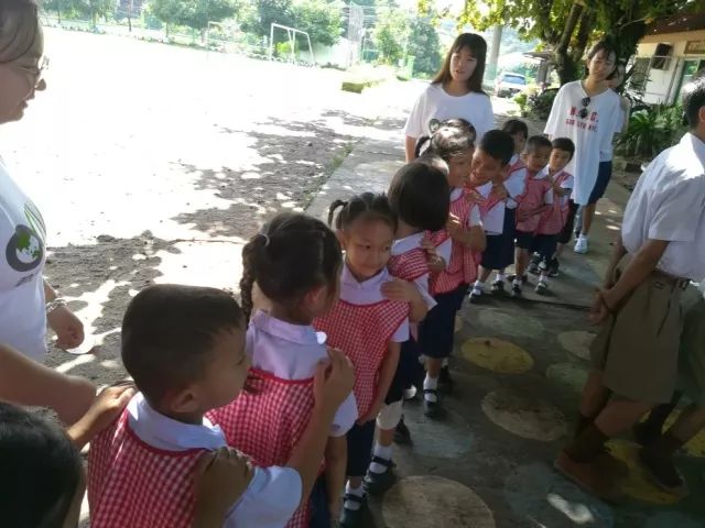 君行体验官专栏丨他在佛之国度，邂逅了一场浪漫