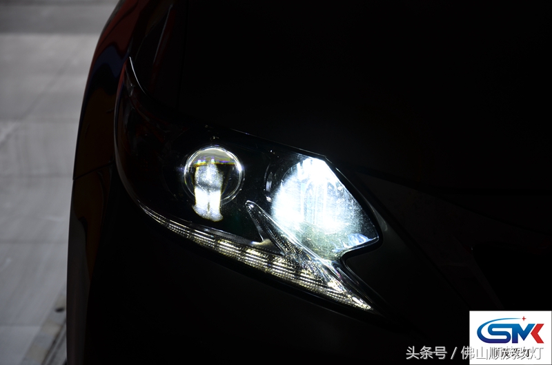 雷克萨斯es低配换led灯,汽车led灯太亮总是被误以为远光灯