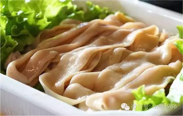 来这家店的人，五行缺火，八字欠辣，还是条真汉