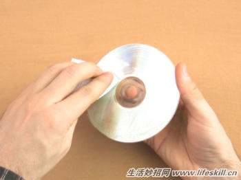 怎样修复光盘划痕,怎么修复划伤的光碟