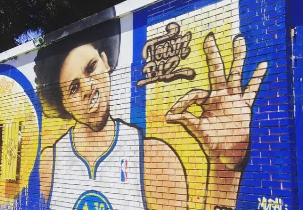 背后运球教学新手小学生,实战背后运球过人教学