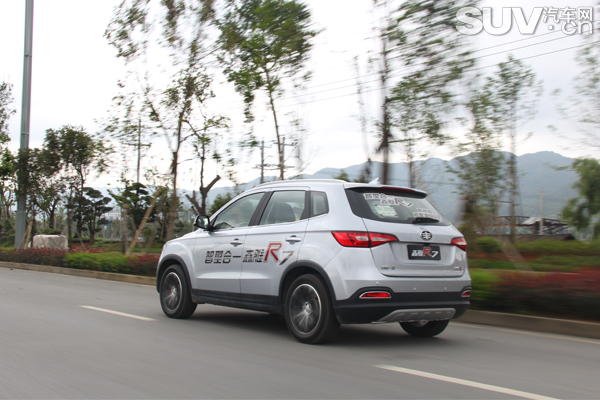 一汽森雅r7越野通过性测试,汽车之家森雅r7