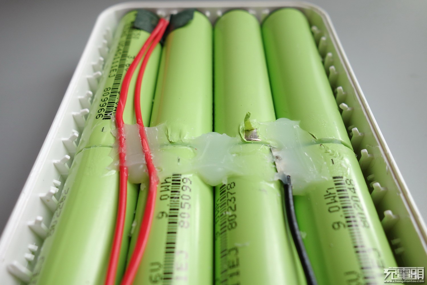 羽博充电宝s20,羽博移动电源20000毫安咋样拆开