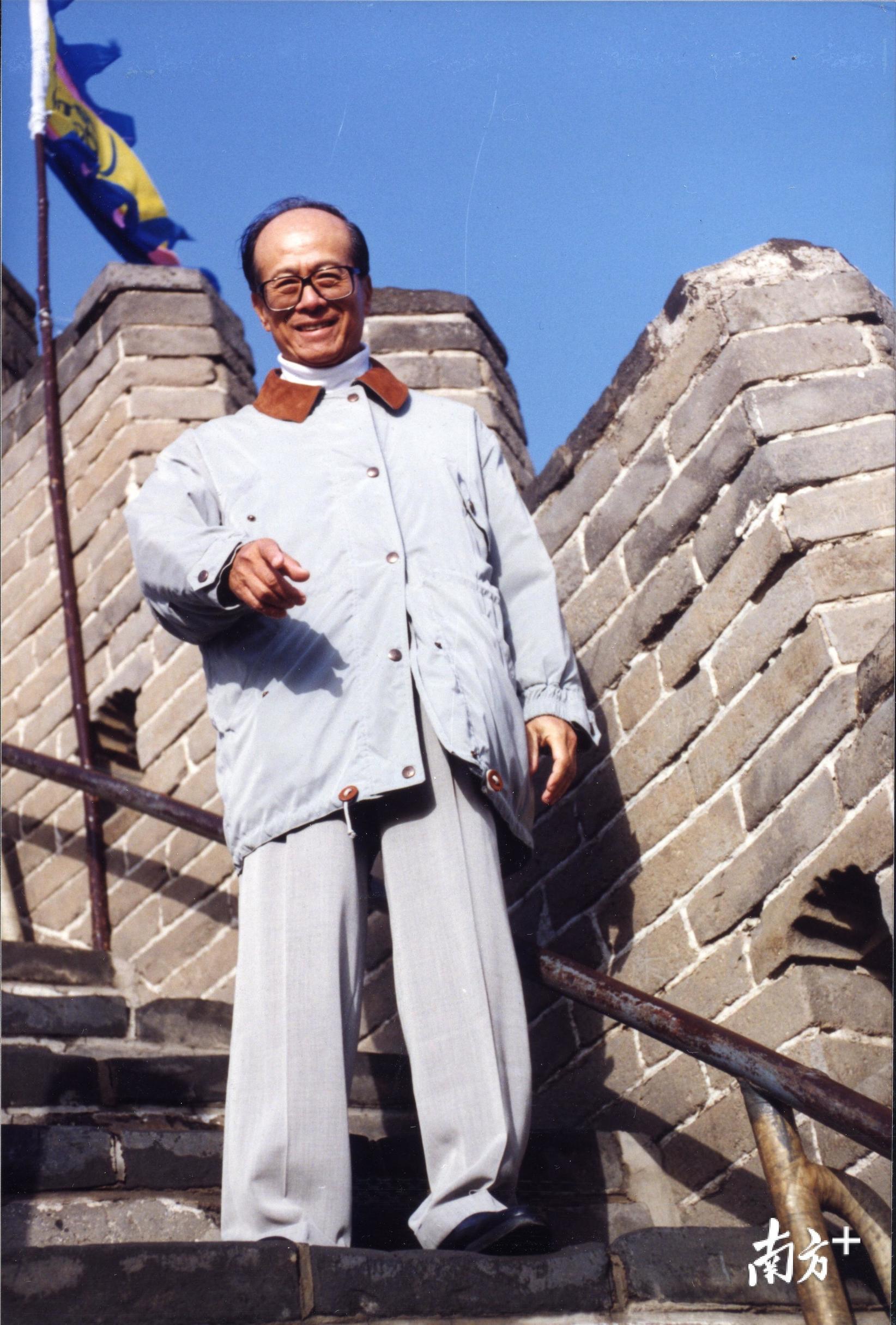 李嘉诚怎么从草根逆袭成首富的,李嘉诚退休前的秘诀