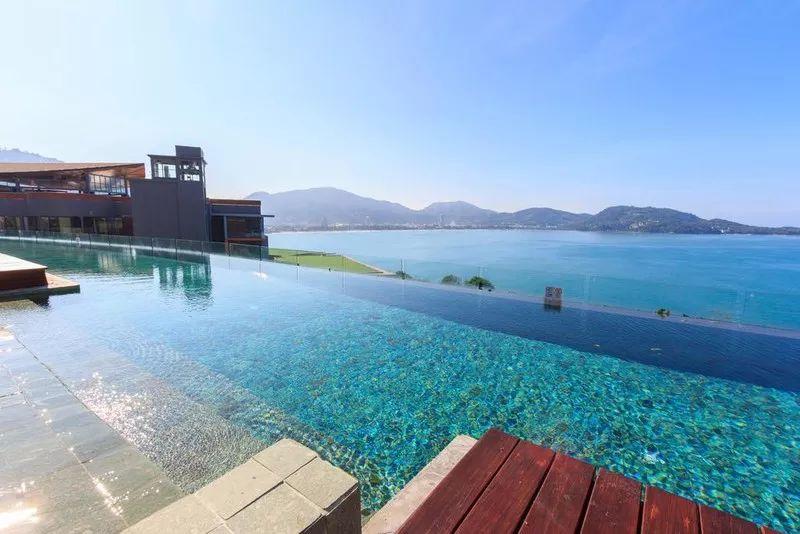 普吉岛出门就是海滩的酒店,家庭旅游普吉岛酒店哪家好