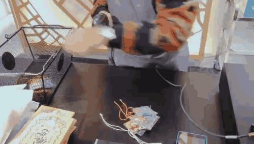 「寺庙周边」竟然碾压故宫淘宝？佛祖卖起萌来真让人招架不住