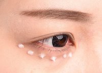 变大眼睛的自然方法,眼睛变大方法男生