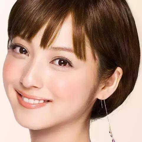 最好用而平价的补水面膜,日本kose高丝蜂王浆黄金果冻面膜