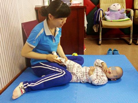 吉林208医院儿科,救治福利院儿童爱心接力