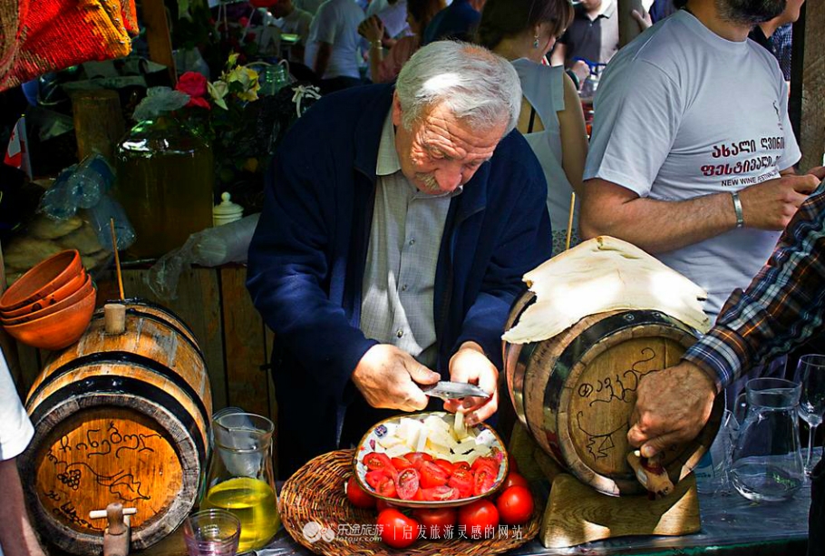 这个只有1/3个广东省大小的国家,好