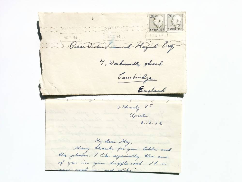 半个世纪前的铁皮箱，打开一个陌生人的罗曼史