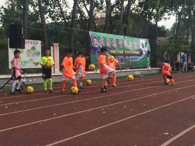 中超联赛的球童,中超小球童