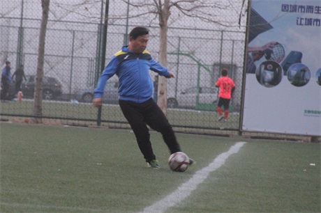 瑜伽山·精英足球队出征索福德华北区比赛首场遗憾告负