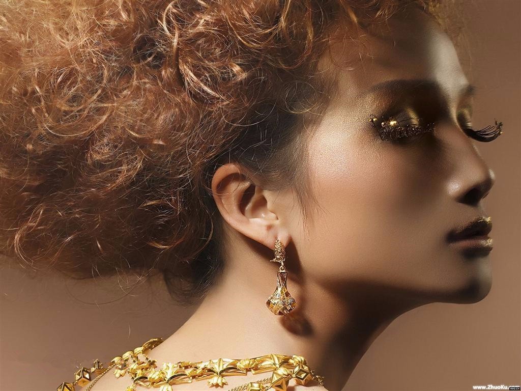 夏天激素脸的最佳治疗方法,激素脸夏天要注意什么