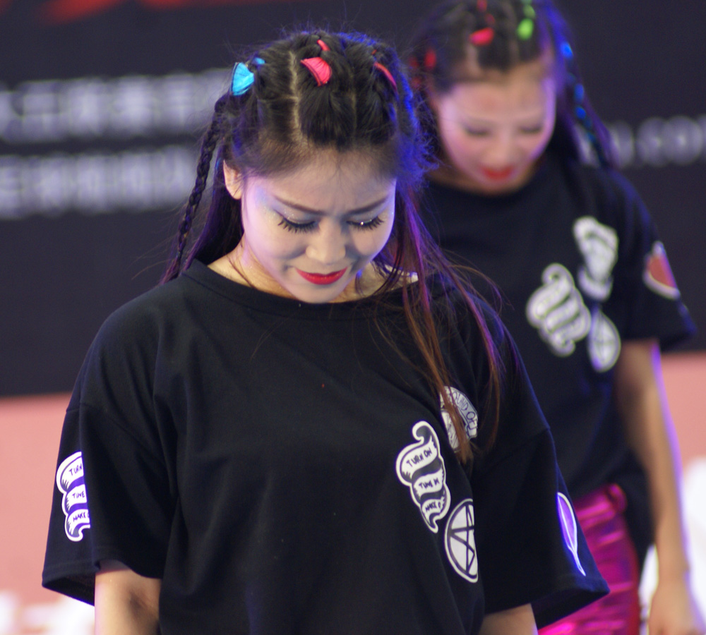 实拍中国大学生五人制足球联赛南大区上的50位美女