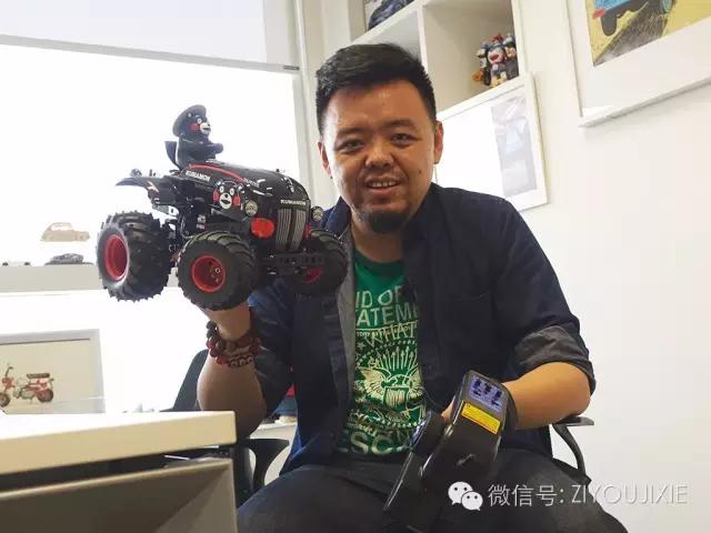 老顽童们一起开心快乐,老顽童们快乐生活