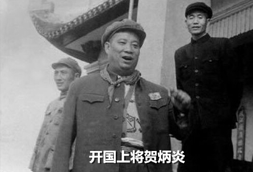 这两位开国将军，长征路上失去胳膊那一年，都只有22岁