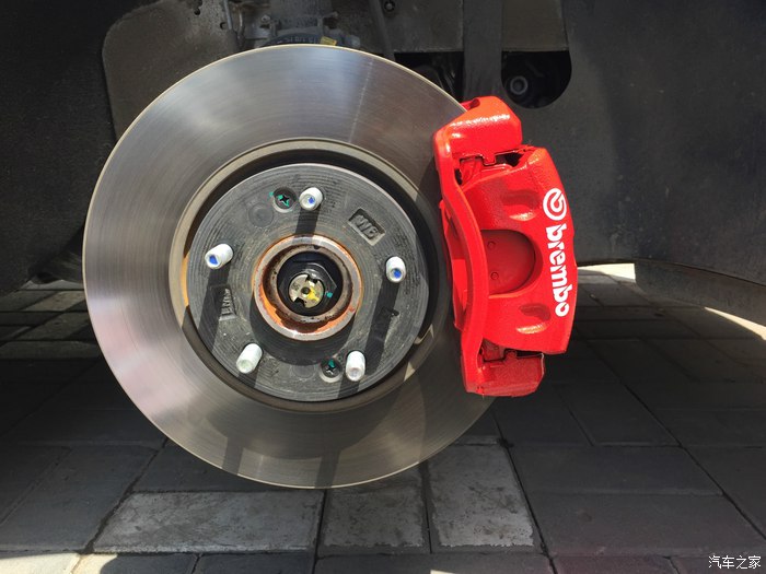 k5改装轮毂18寸一套多少钱,16款起亚k5改装中控多少钱