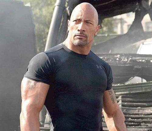 速度与激情9上天空片段真实测试,速度与激情9打斗视频