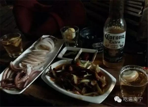 江北区可以看球的夜宵店,江北可以看球赛的酒吧