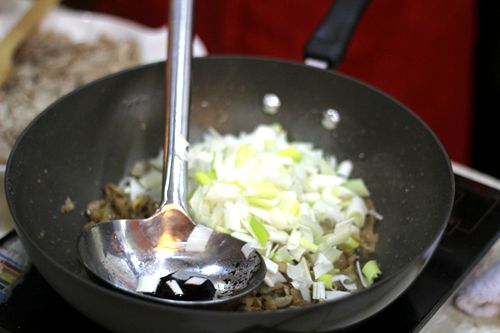 炙子烤肉味的烤羊肉比炙子烤肉还简单的烤羊肉