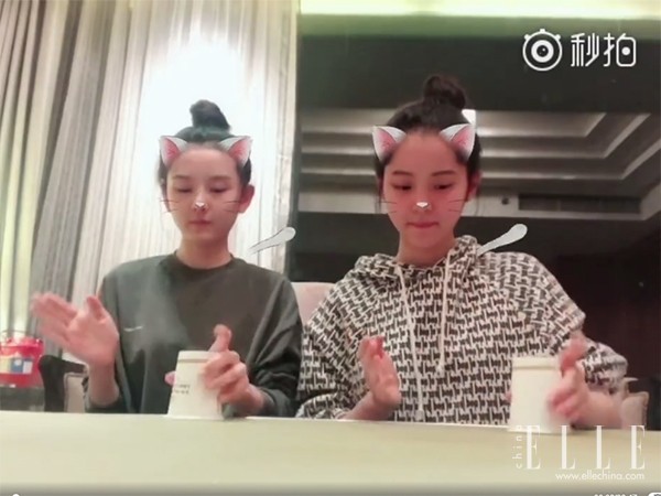 宋祖儿欧阳娜娜同框丸子头姐妹花上线！