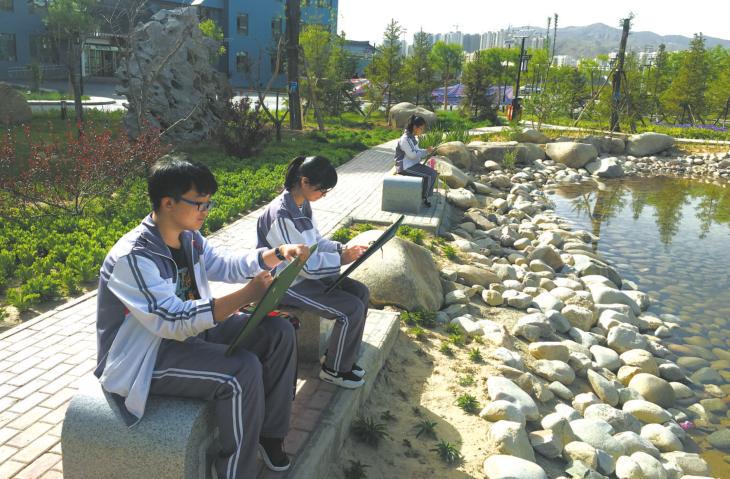 “珪璋挺其惠心英华秀其清气”--西宁市第十四中学创建“全国文明校园”纪实