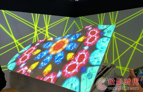 日立201x投影机,日立一体投影机