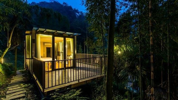 野奢户外体验店,体验户外轻奢休闲游