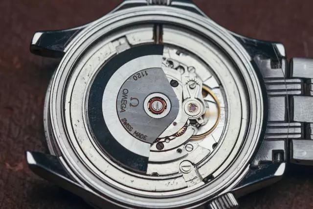 真假欧米茄海马,真假海马