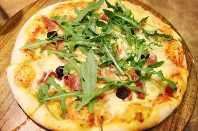 MixcTime丨如何花不到四十软妹币，在一家腔调西餐吃到